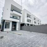 5BEDROOM CONTEMPORARY DETACHED DUPLEX